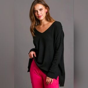 UMGEE Women's V-Neck High Low Oversized Black Knit Top